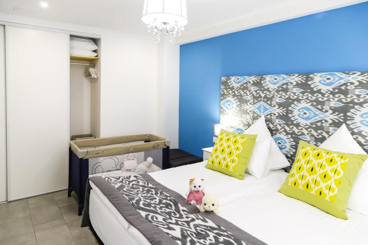 Apartamentos Sofia Benidorm Bagian luar foto