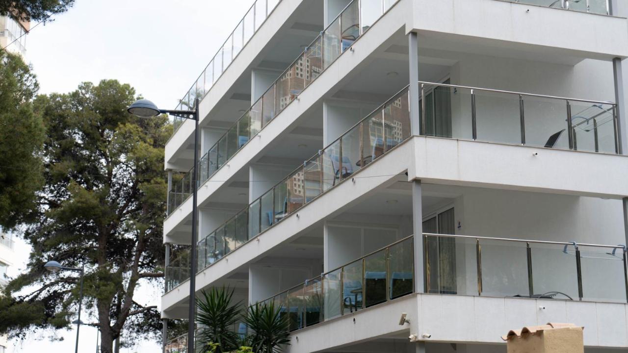 Apartamentos Sofia Benidorm Bagian luar foto
