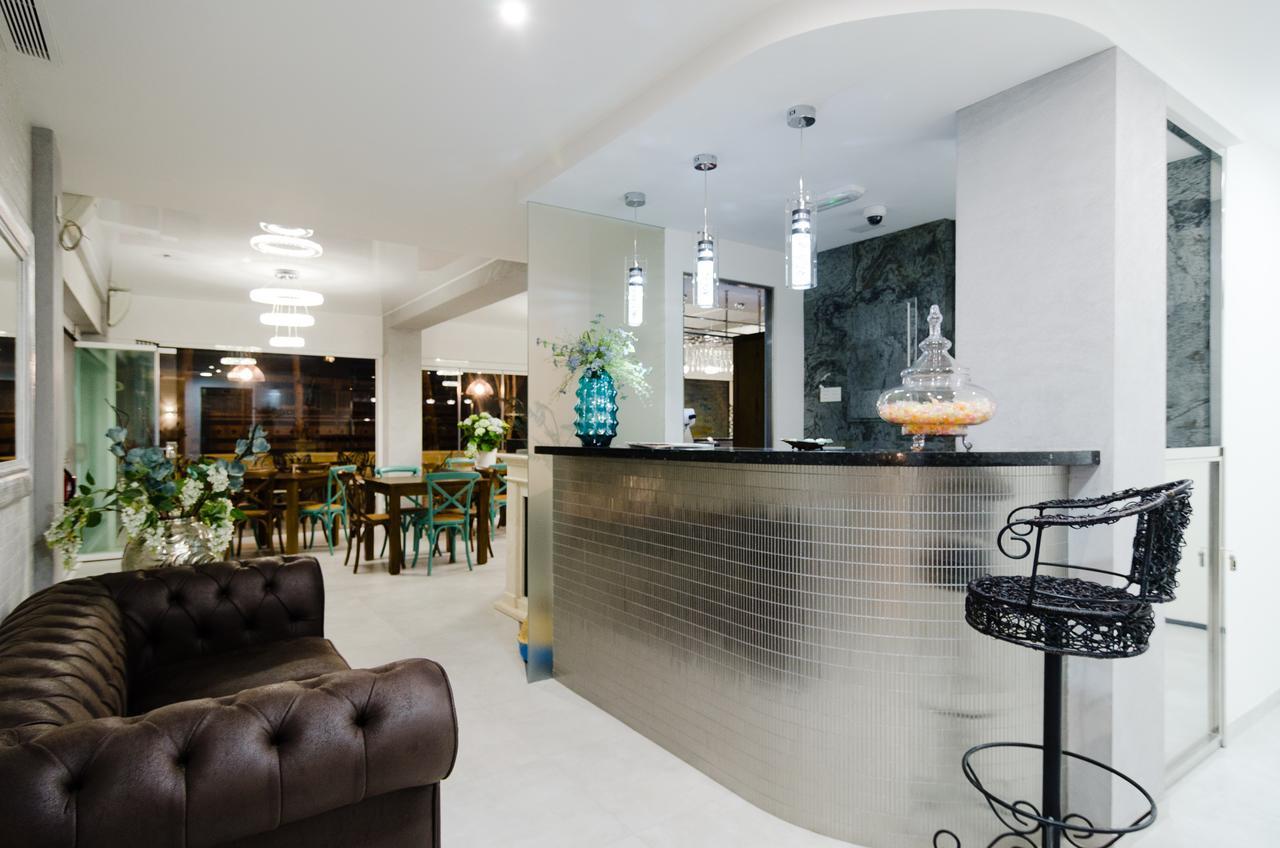 Apartamentos Sofia Benidorm Bagian luar foto
