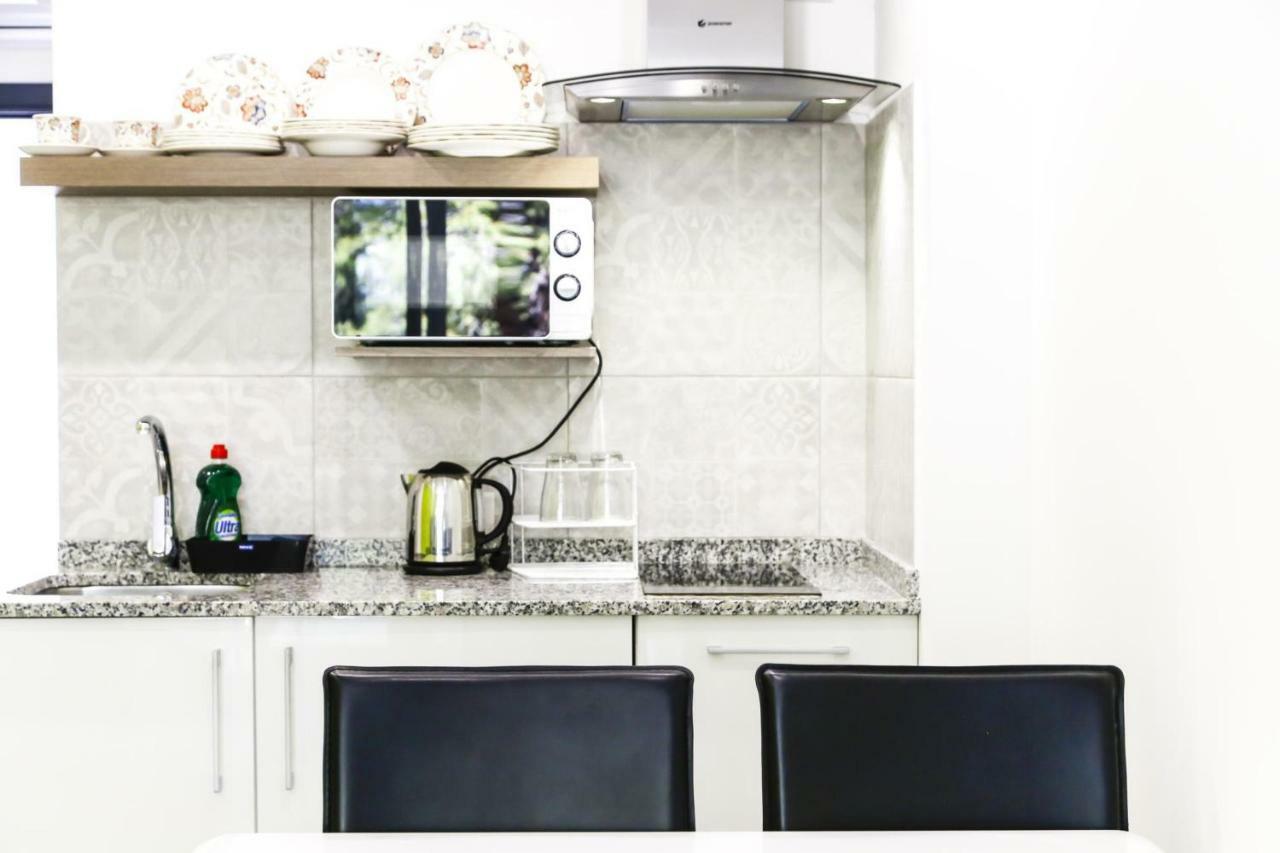 Apartamentos Sofia Benidorm Bagian luar foto