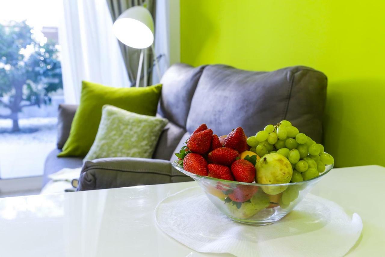 Apartamentos Sofia Benidorm Bagian luar foto